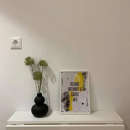 Apartment Tiny Under The Akropolis -2- *